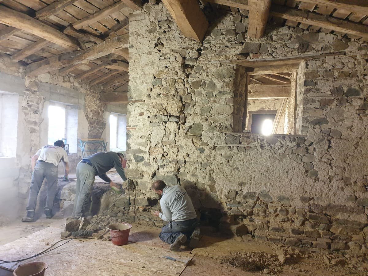 renovation interieure pierre maconnerie